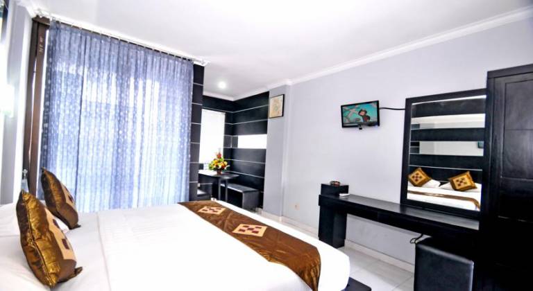 Arya Hotel & Spa
