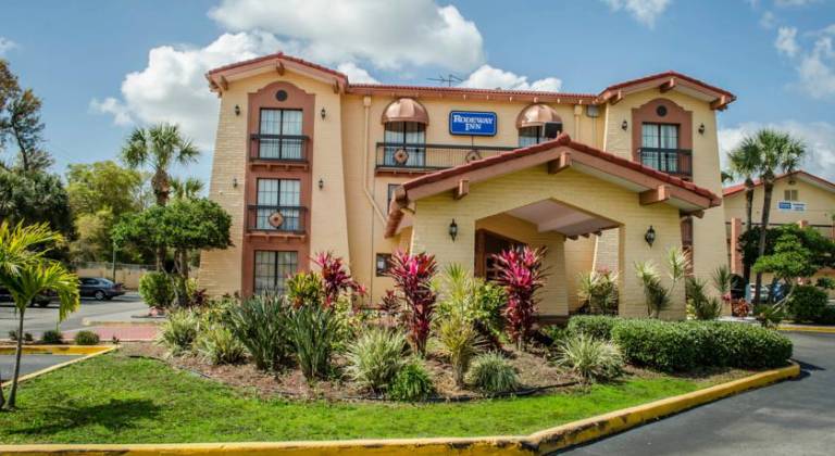 Rodeway Inn & Suites Fort Lauderdale Airport & Cruise Port