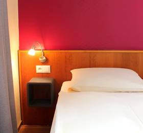 Hotel Zum Lowen в Бонне