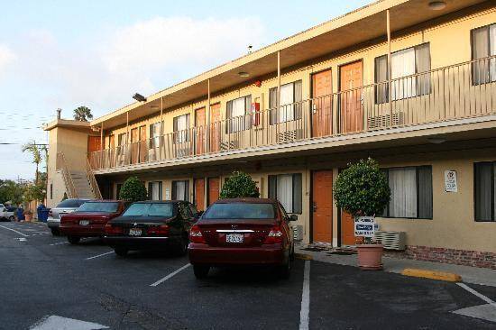 Travelodge LAX South 2* США, Калифорния