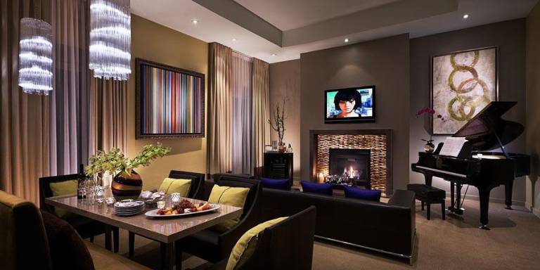 Sunset Marquis