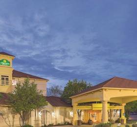 Туры в La Quinta Inn & Suites Corsicana в США