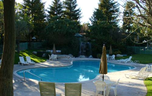 The Santa Anita Inn
