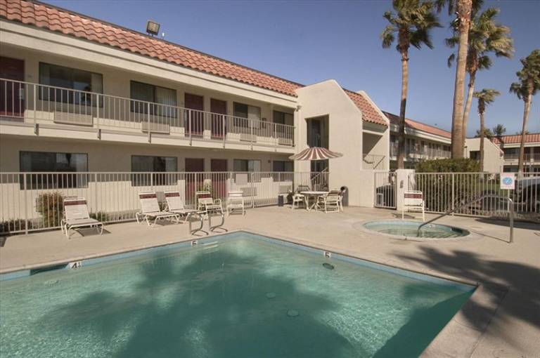 Red Roof Inn Palm Springs - Thousand Palms