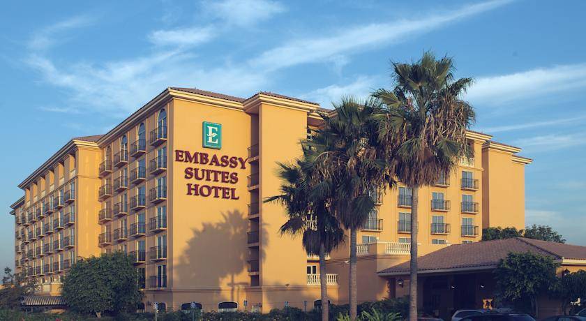 Embassy Suites by Hilton Anaheim North 3* США, Калифорния
