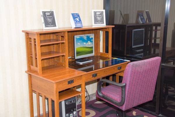 Days Inn & Suites Artesia