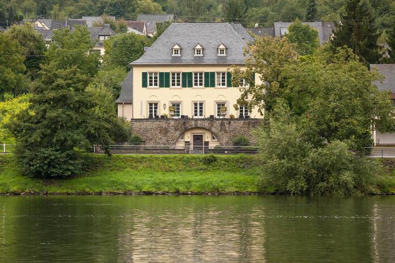 Wein- und Landhaus S. A. Prum