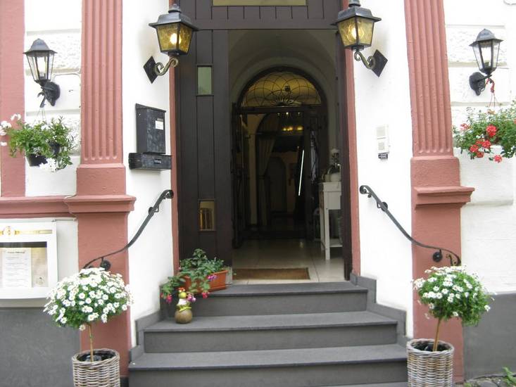 Hotel-Restaurant Germania; Германия, Бернкастель-Кюс