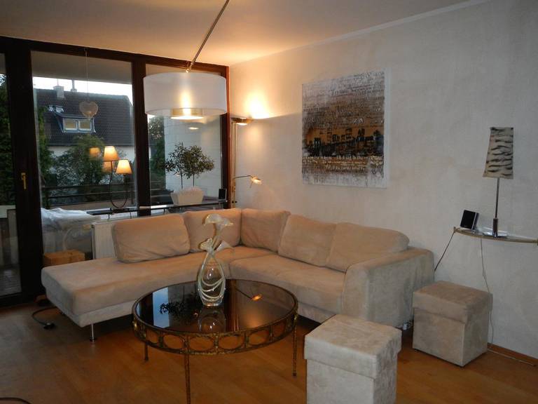 Grobe Ferienwohnung in Refrath