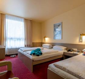 Autobahnrasthaus und Motel Baden-Baden в Баден-Бадене