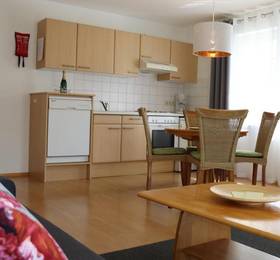 Gastehaus Mader Am Hafen в Ульдинген-Мюльхофене