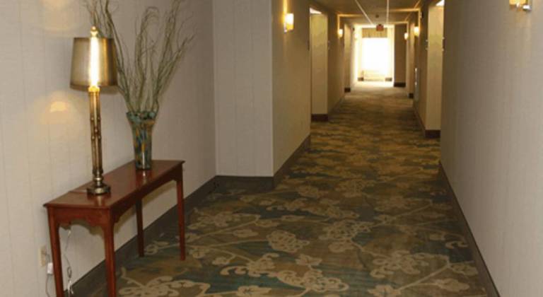 DoubleTree Club Buffalo Downtown