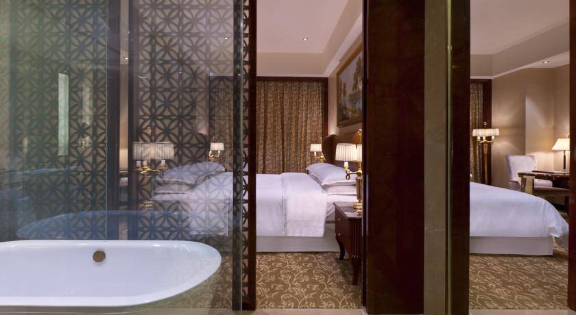 Sheraton Chongqing Hotel 5* Китай, Чунцин