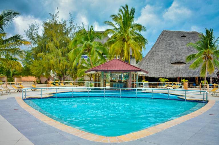Kendwa Rocks Beach Hotel