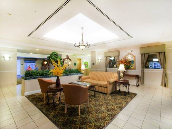 La Quinta Inn & Suites Bakersfield North