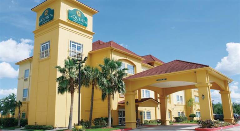 La Quinta Inn & Suites Pearland