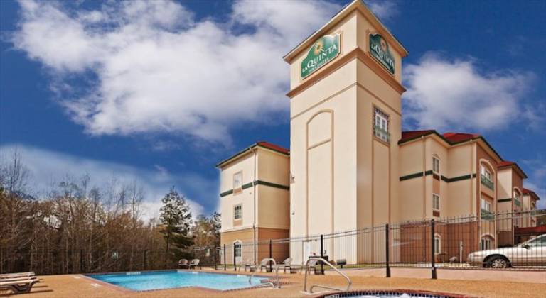 La Quinta Inn & Suites Palestine
