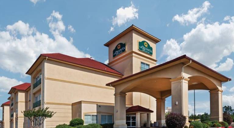 La Quinta Inn & Suites Longview North Hotel