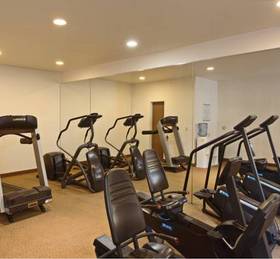 La Quinta Inn & Suites Orange County - Santa Ana в Калифорнии