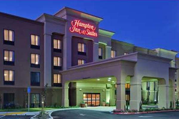 Hampton Inn & Suites Fresno