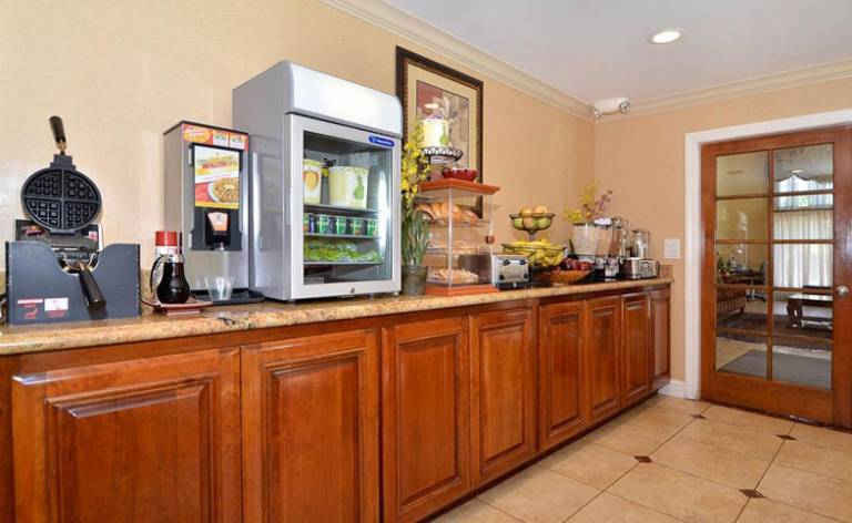 Best Western Plus Inn Dixon