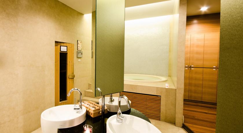 Urbana Sathorn 4*