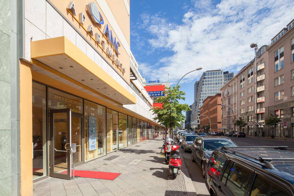 AMC Apartments Berlin 3*