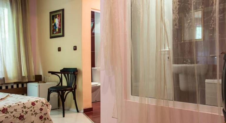 Kristo Hotel