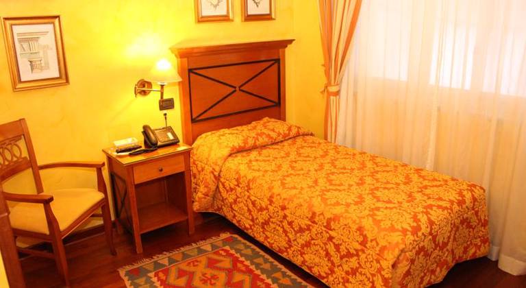 Hotel Florio Opera