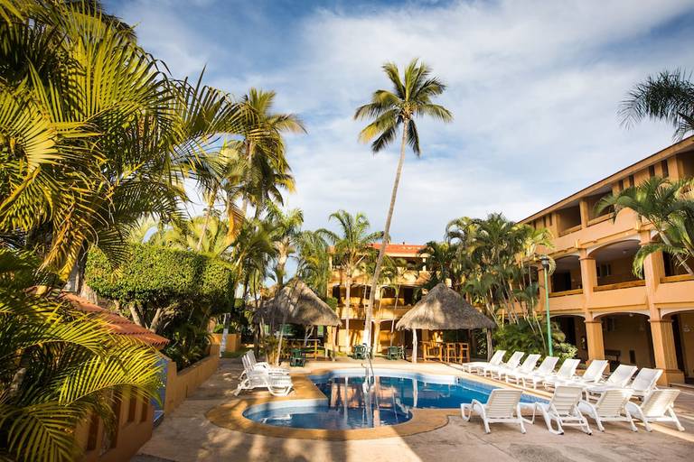 Margaritas Hotel & Tennis Club