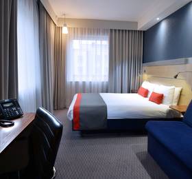 Holiday Inn Express Dublin Airport в Дублине