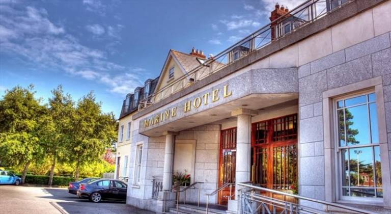 Marine Hotel
