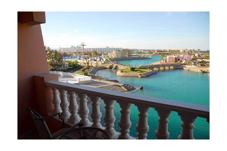 Golden 5 Almas Resort