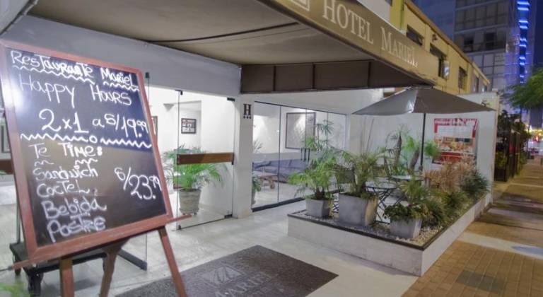 Mariel Hotel & Apartments