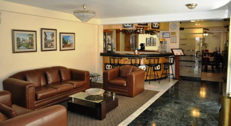 Embajadores Hotel