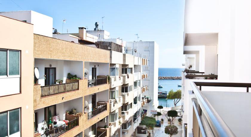 Apartamentos Sol Bahia 3* Испания, Ибица