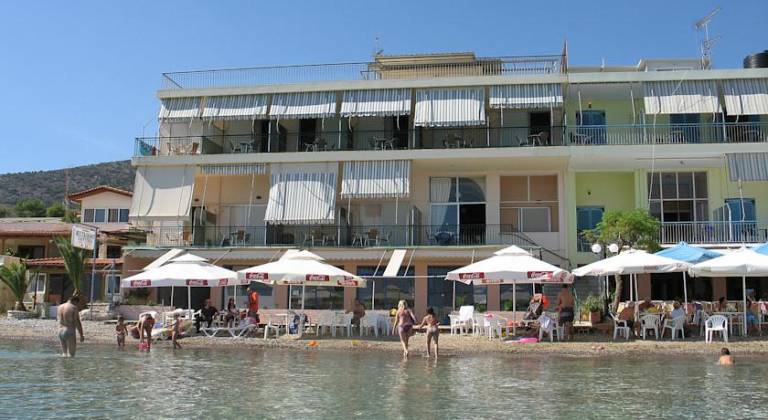 Artemis Hotel, Tolon