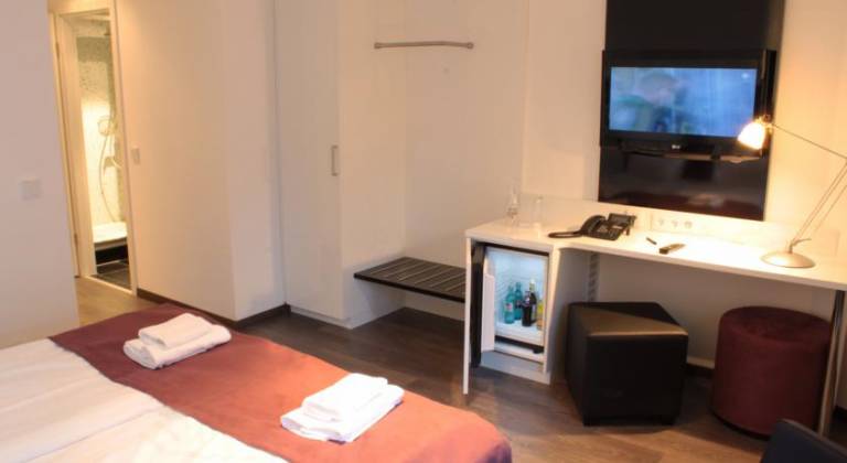Alfa Hotel