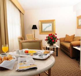 Suites del Bosque Hotel в Лиме