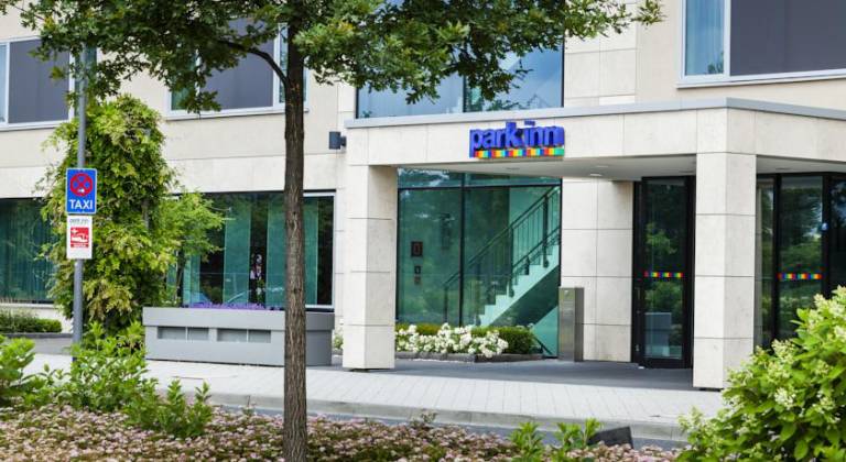 Park Inn by Radisson Frankfurt Airport Hotel