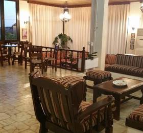 Blue Sky Hotel в Крите