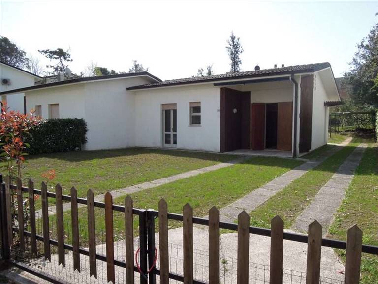 Villa Aceri