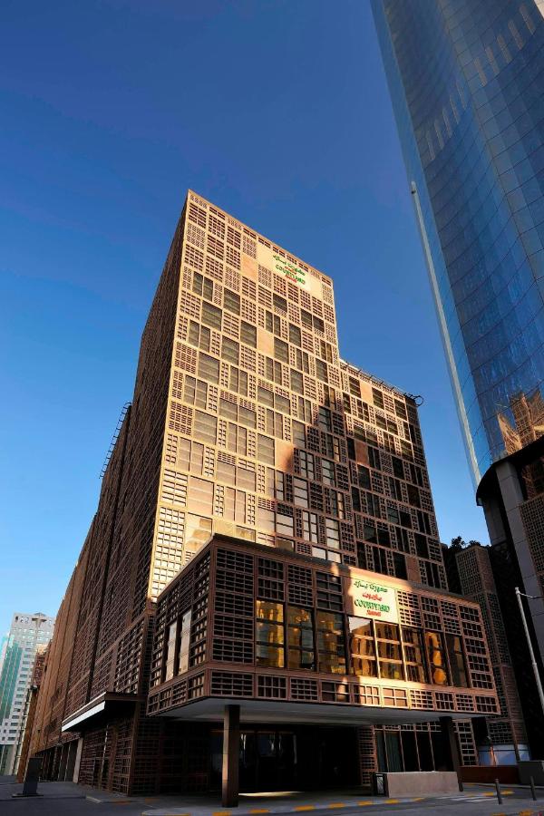 Courtyard by Marriott World Trade Center 4*