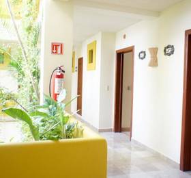Los Itzaes Hotel, Playa del Carmen в Ривьере Майе