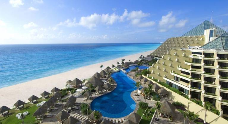 Royal Service at Paradisus Cancun