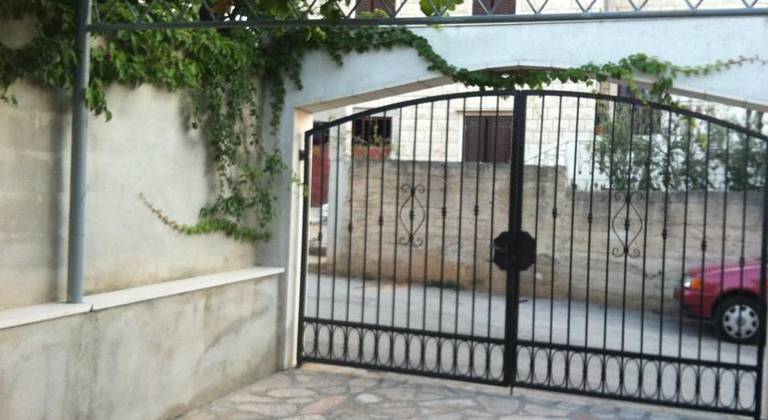 Jerka Hotel