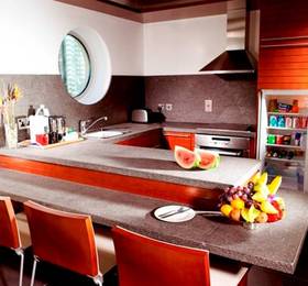 Bavaria Executive Suites в Дубае