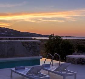 Casa Del Mar Mykonos Seaside Resort в Миконосе