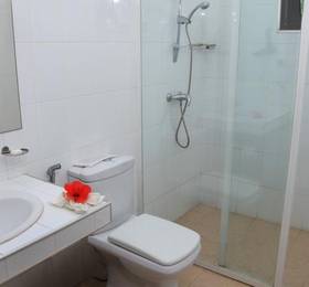 Sea Rock Villa, Bentota в Бентоте