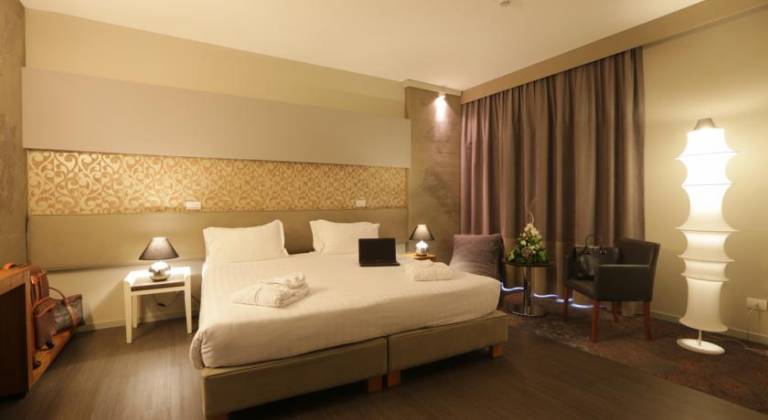 Admiral Park Hotel